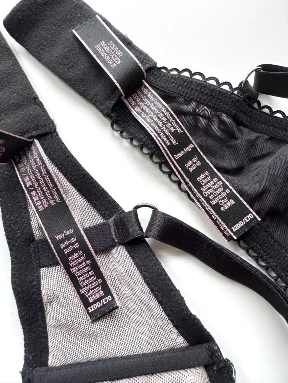 Lot of 2 VICTORIA'S SECRET Dream Angels Very Sexy Lace Push-Up Bras, Size 32DD - Picture 13 of 14